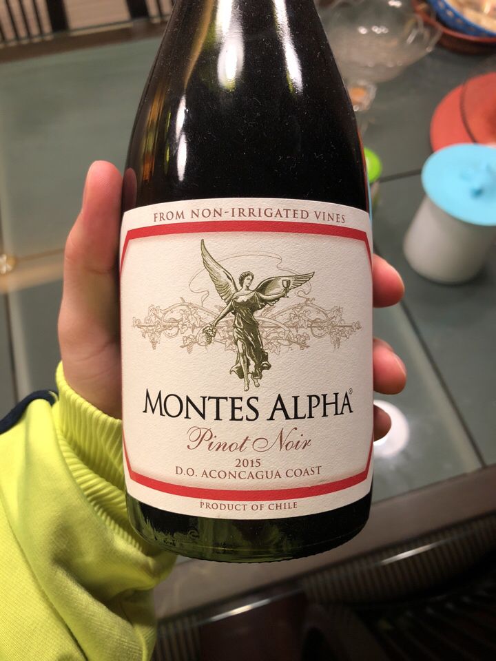 蒙特斯欧法黑皮诺干红Montes Alpha Pinot Noir