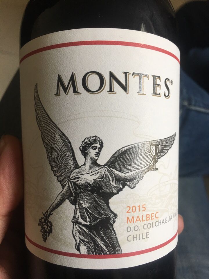 蒙特斯经典霞多丽干白Montes Classic Series Chardonnay